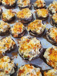 sTUFFED MUSHROOMS